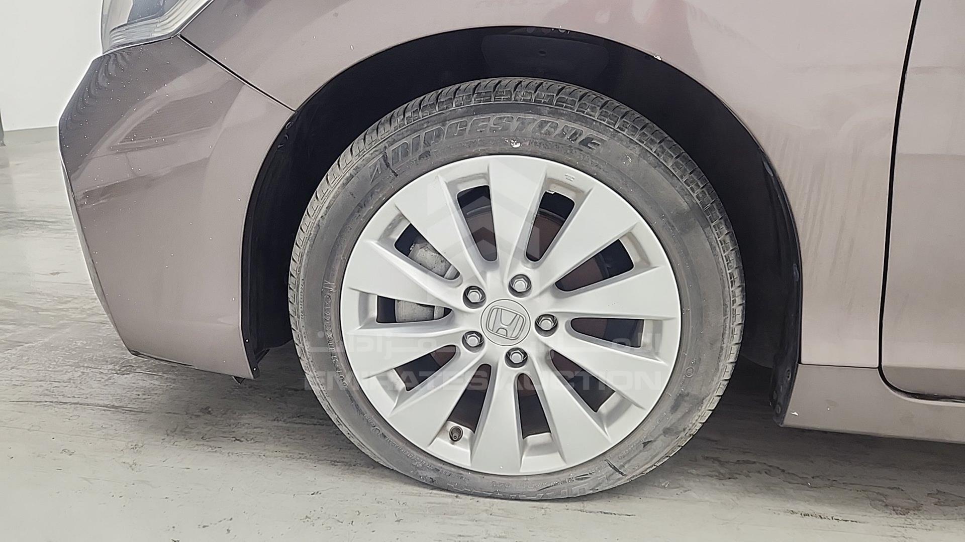 2015 HONDA ACCORD VIN: LUCCR2629F3414257