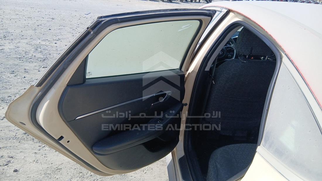 هيونداي سوناتا هجينة 2021 — الباب الخلفي الأيسر — صورة 19