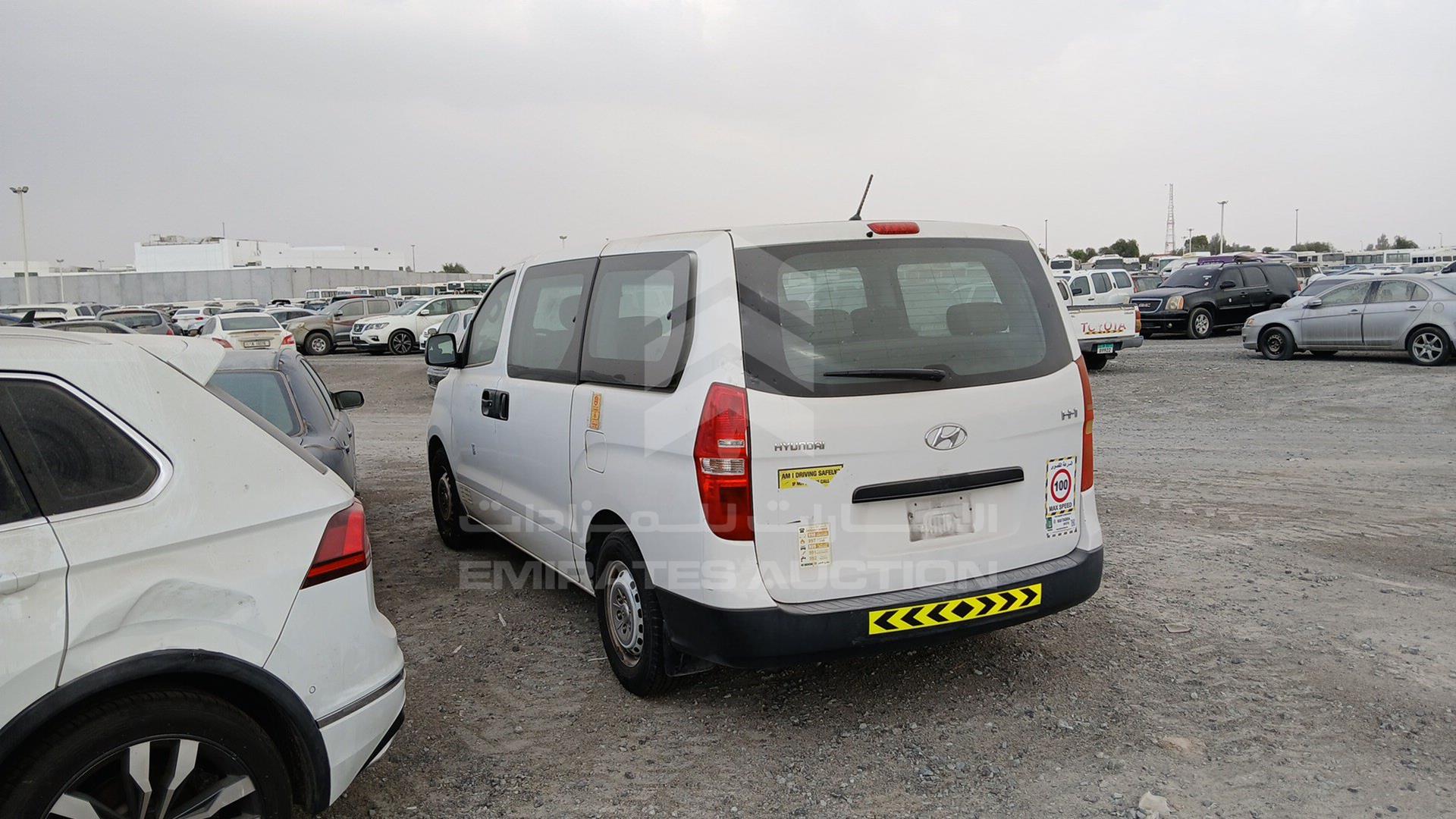 2019 HYUNDAI H1 VIN: KMJWA37R4KU016835