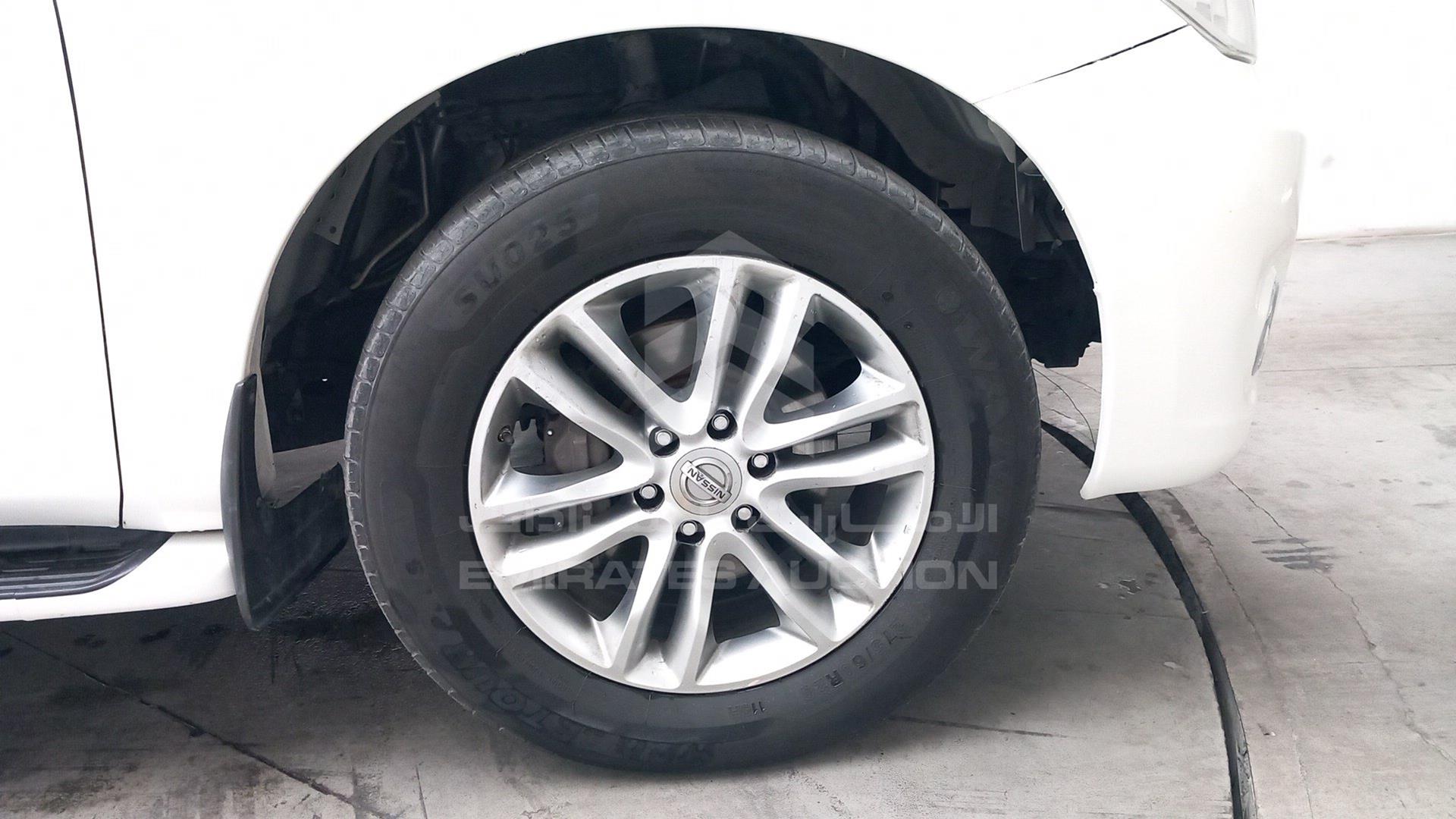 2011 NISSAN PATROL VIN: JN8AY25Y5B9008198