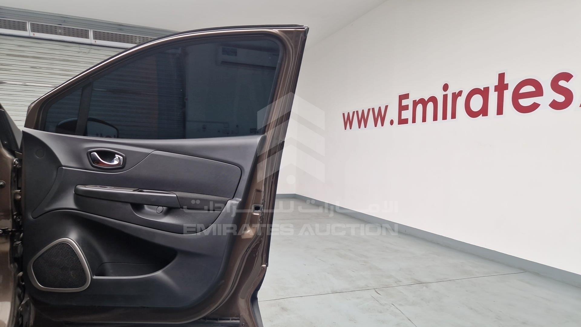 2016 RENAULT CAPTUR VIN: VF12RRHE8GW548059