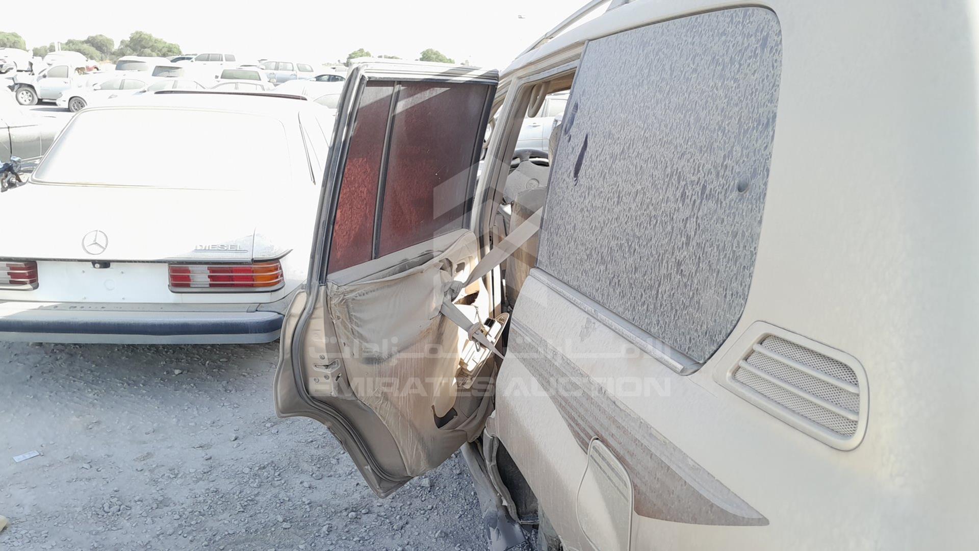 1999 TOYOTA LAND CRUISER VIN: JT3HJ09J7X0011359