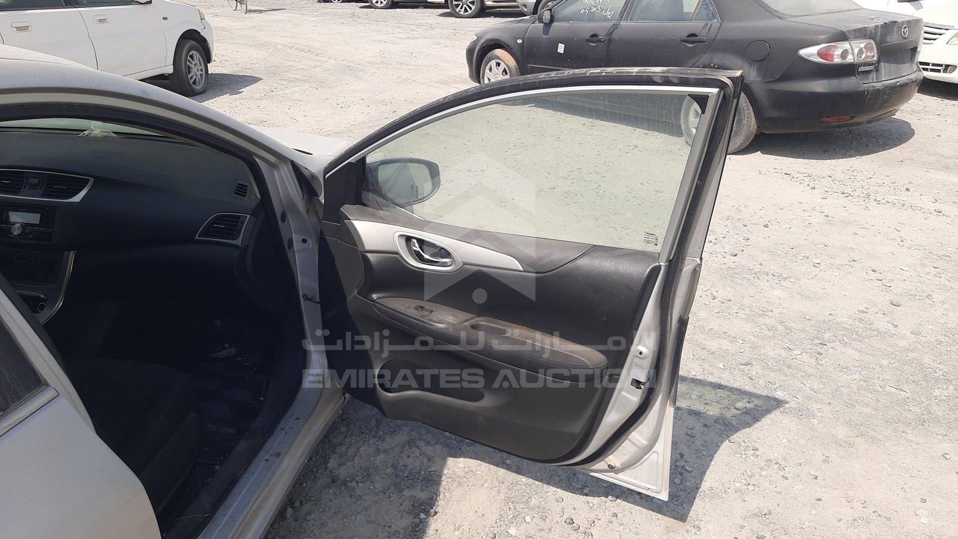 2015 NISSAN TIIDA VIN: MNTBC2C96F6005434