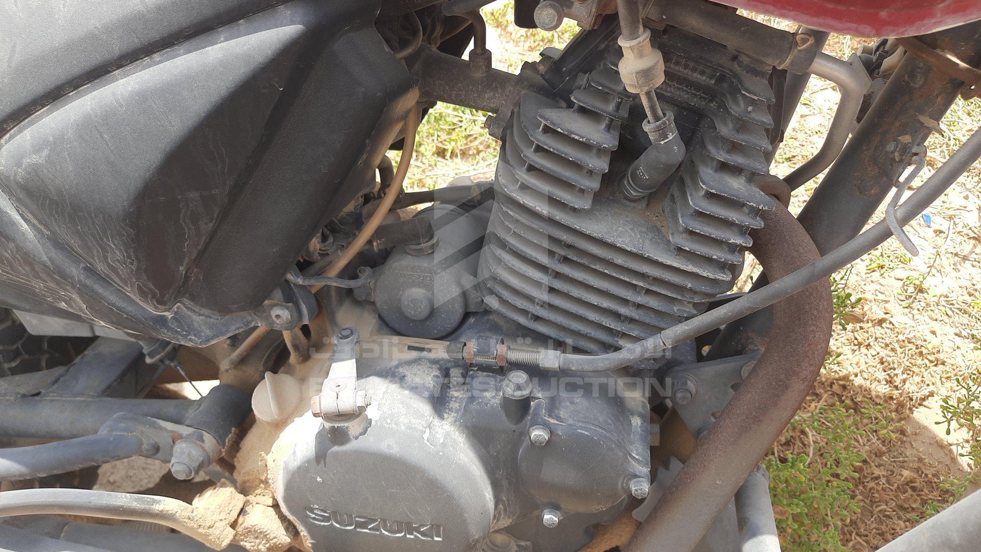 MB8NF4HG2F8100098 - 2015 Suzuki Motorbike - #349519