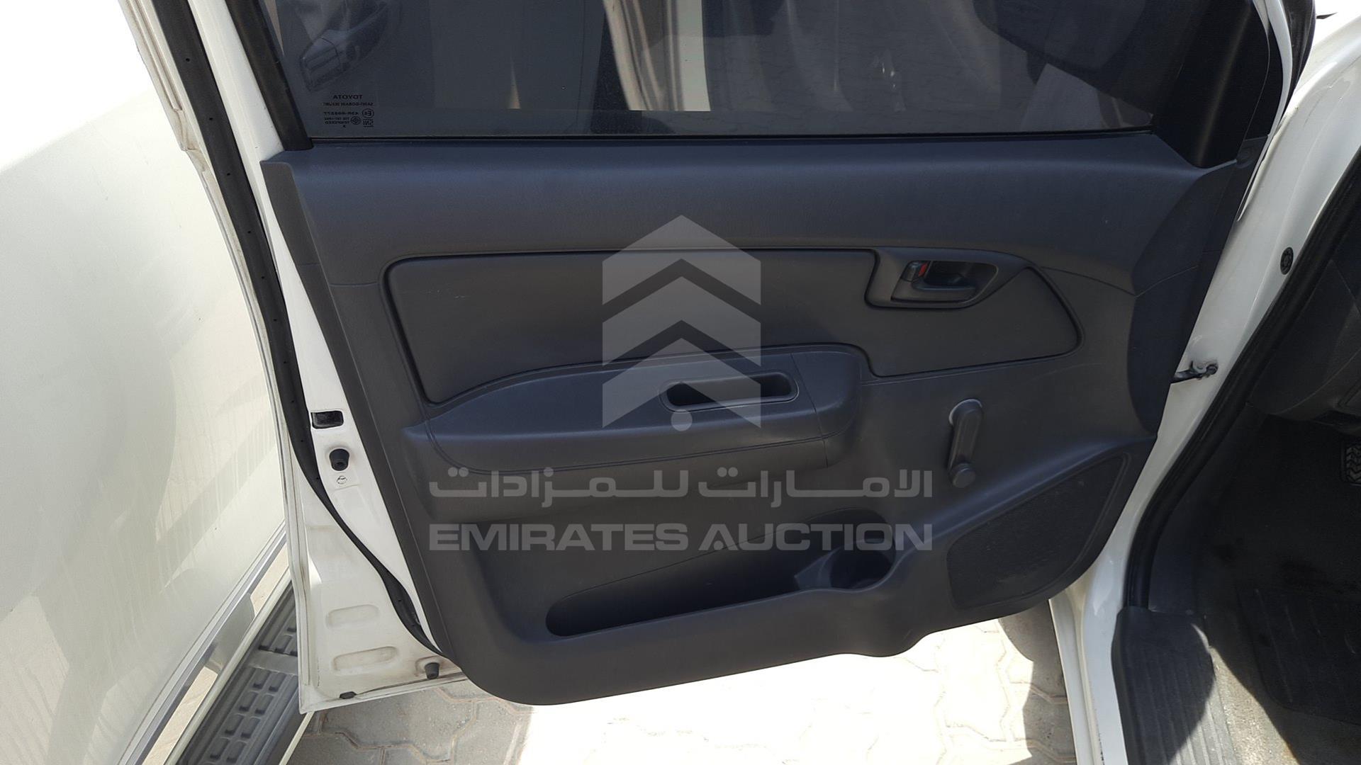 2014 TOYOTA HILUX VIN: MR0EX12G2E2346808