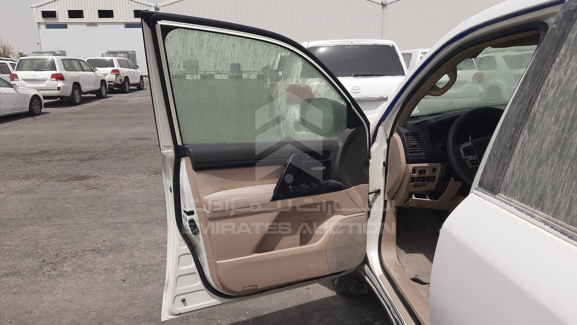 2013 TOYOTA LAND CRUISER VIN: JTMDU09J9D4063890
