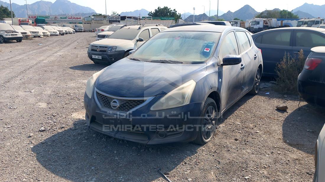 نيسان تيدا 2016 — الزاوية الأمامية اليسرى — صورة 5