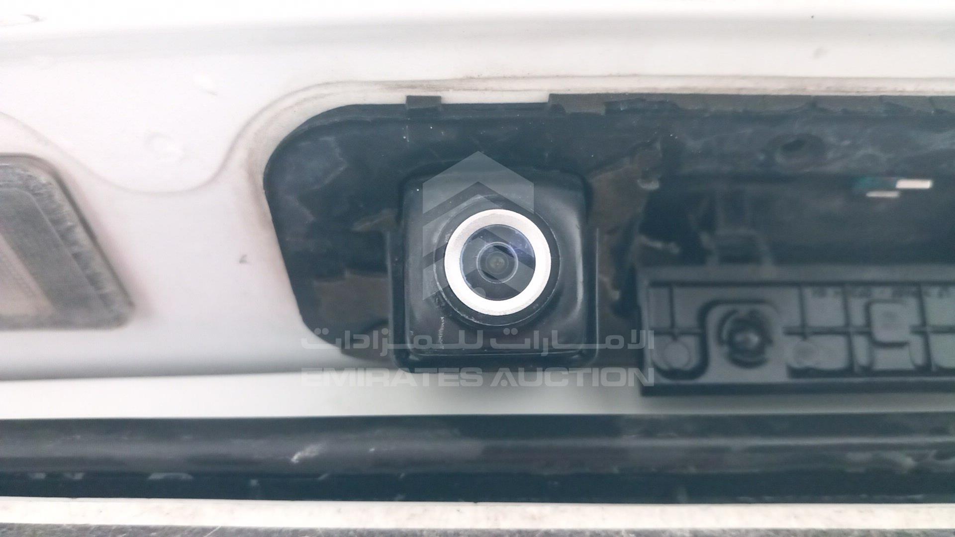 2016 HYUNDAI SONATA VIN: KMHE241G6GA168213