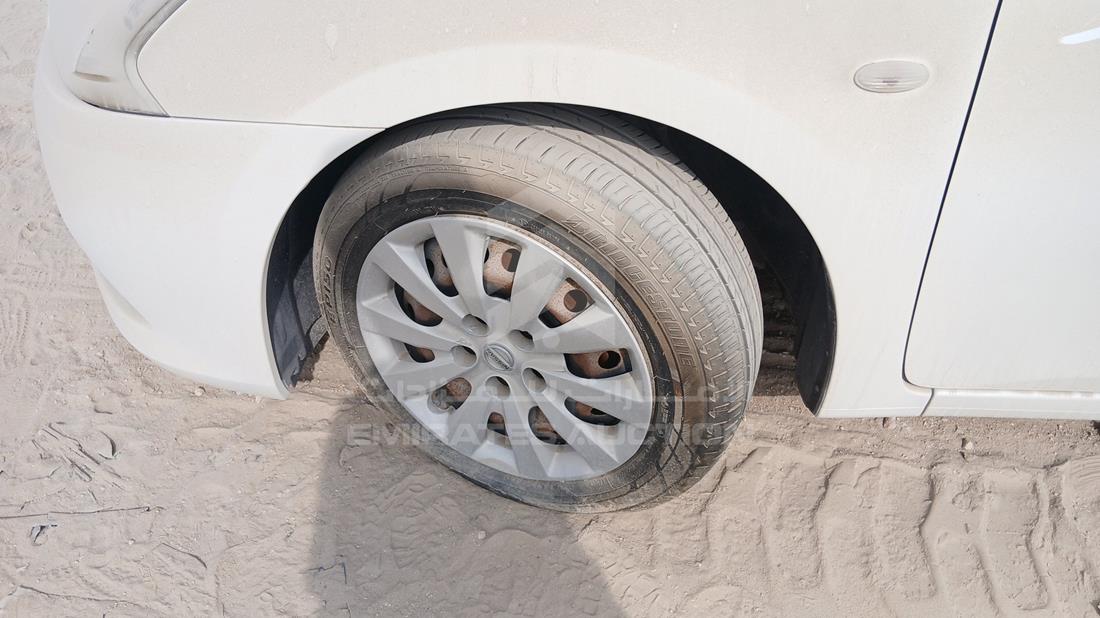 نيسان سينترا 2019 — الإطار الأمامي الأيسر — صورة 32
