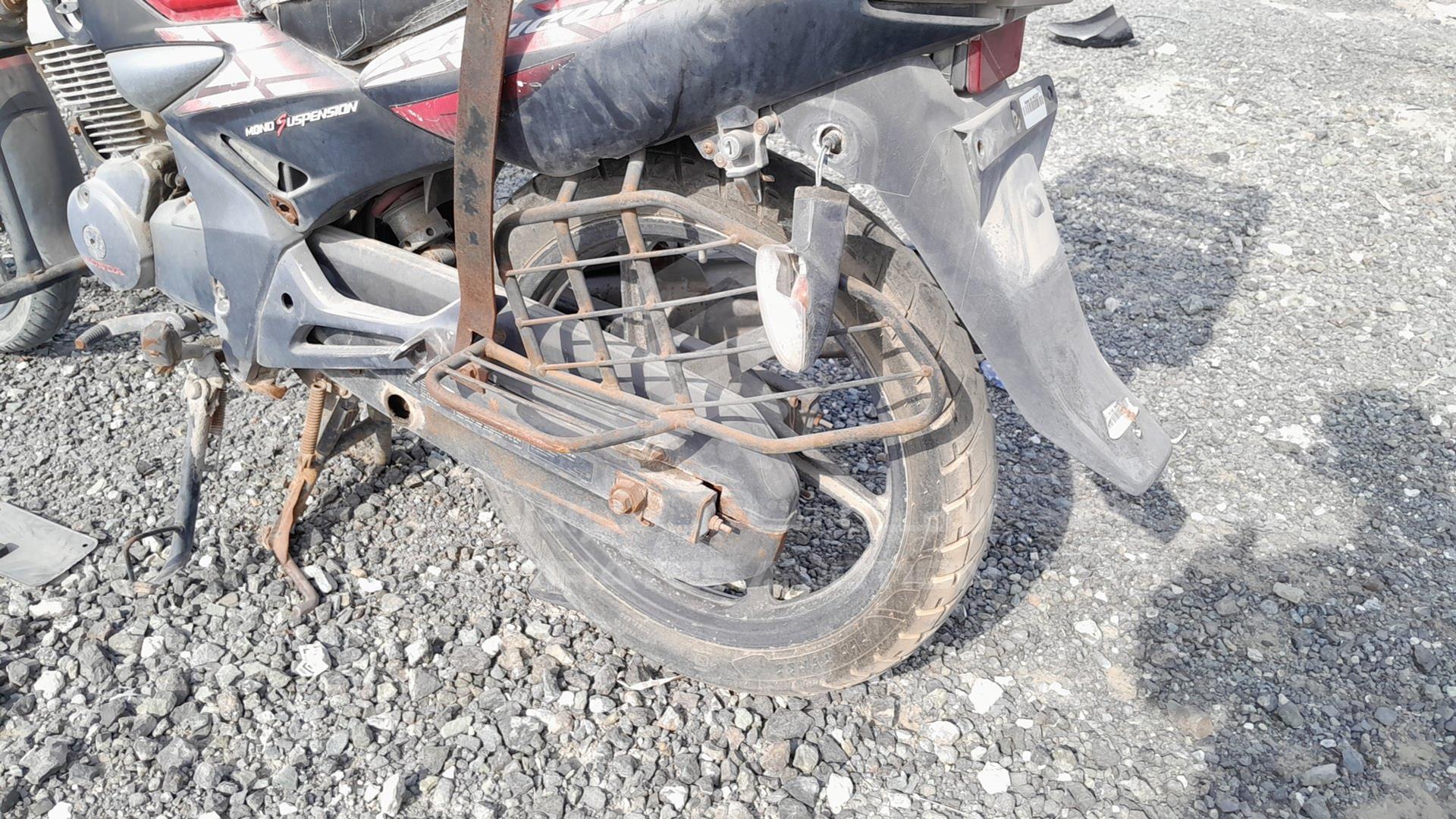 2009 HONDA CBF150S VIN: ME4KC097B98014535
