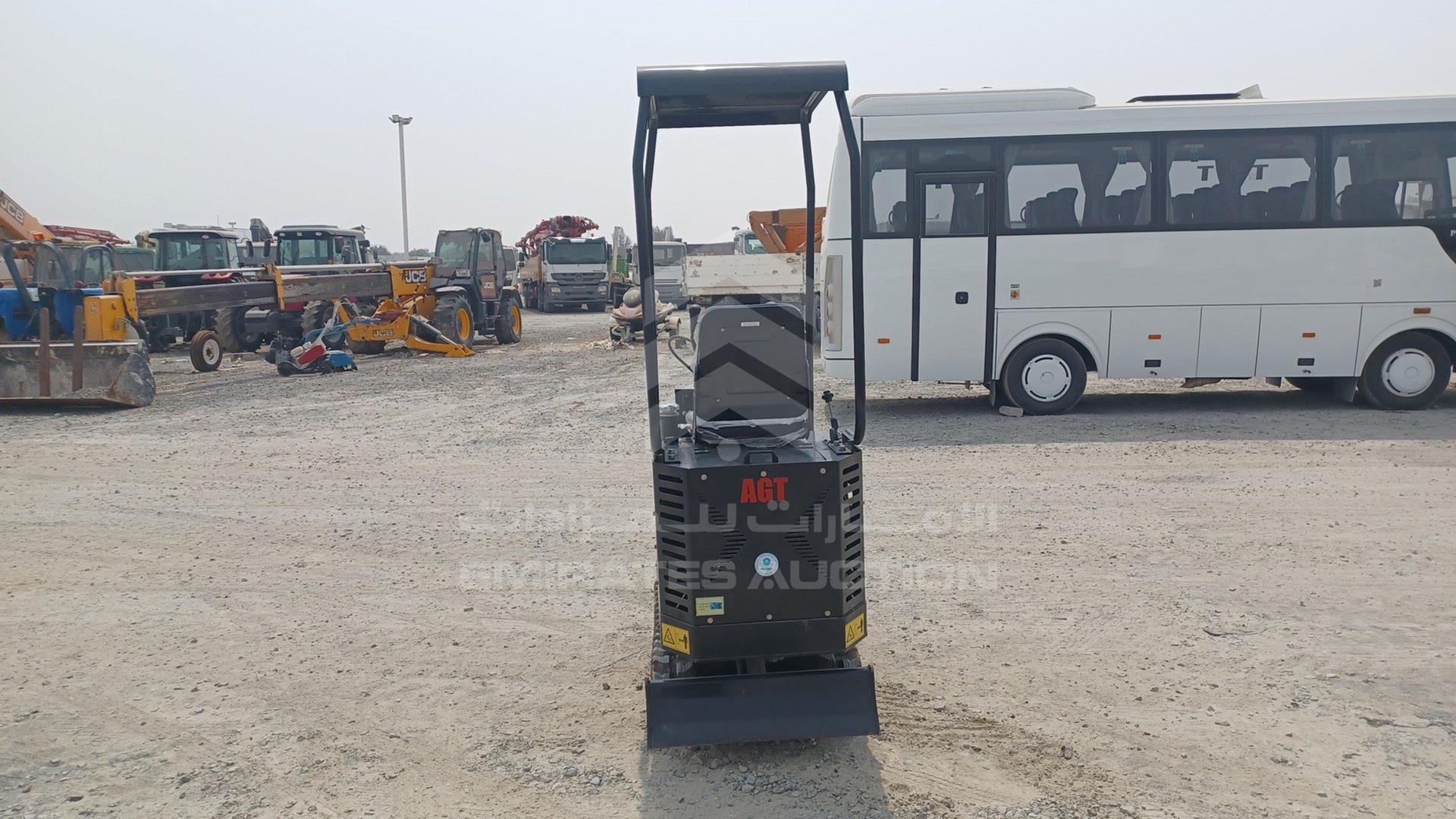 2024 EXCAVATOR --- VIN: S12R2024L03160001