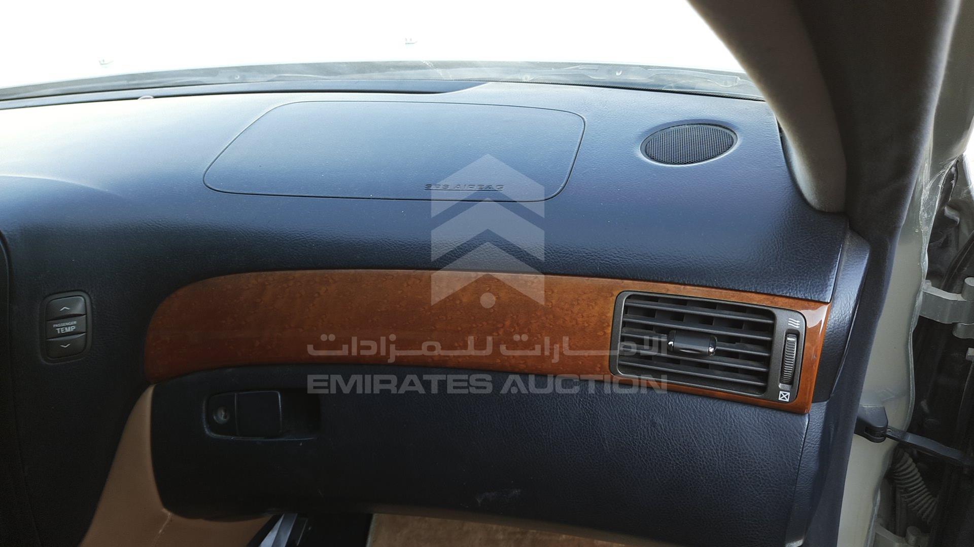 0 LEXUS LS 430 VIN: JTHBN30F600067684
