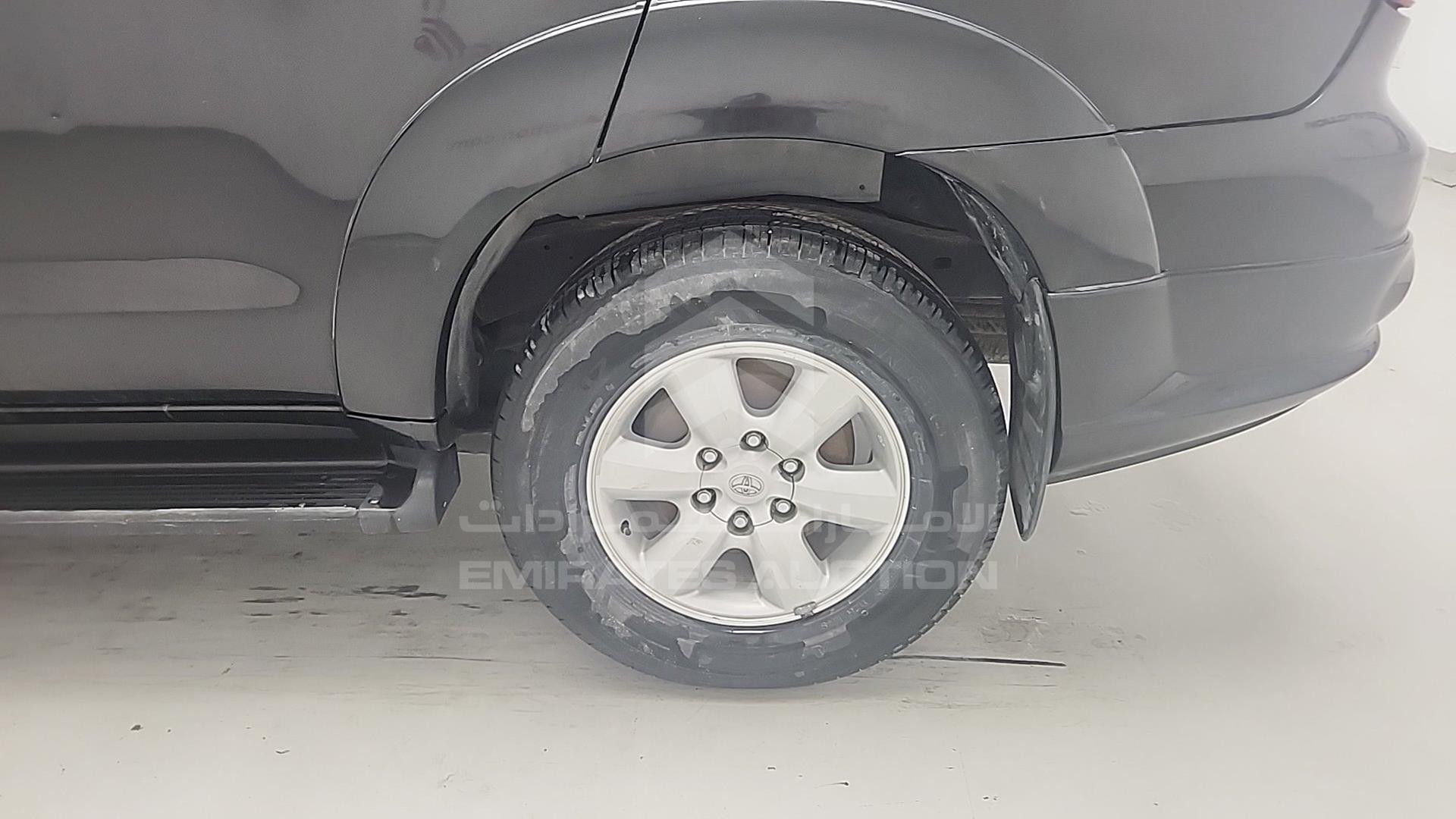 2011 TOYOTA FORTUNER VIN: MHFYX59GXB8018784