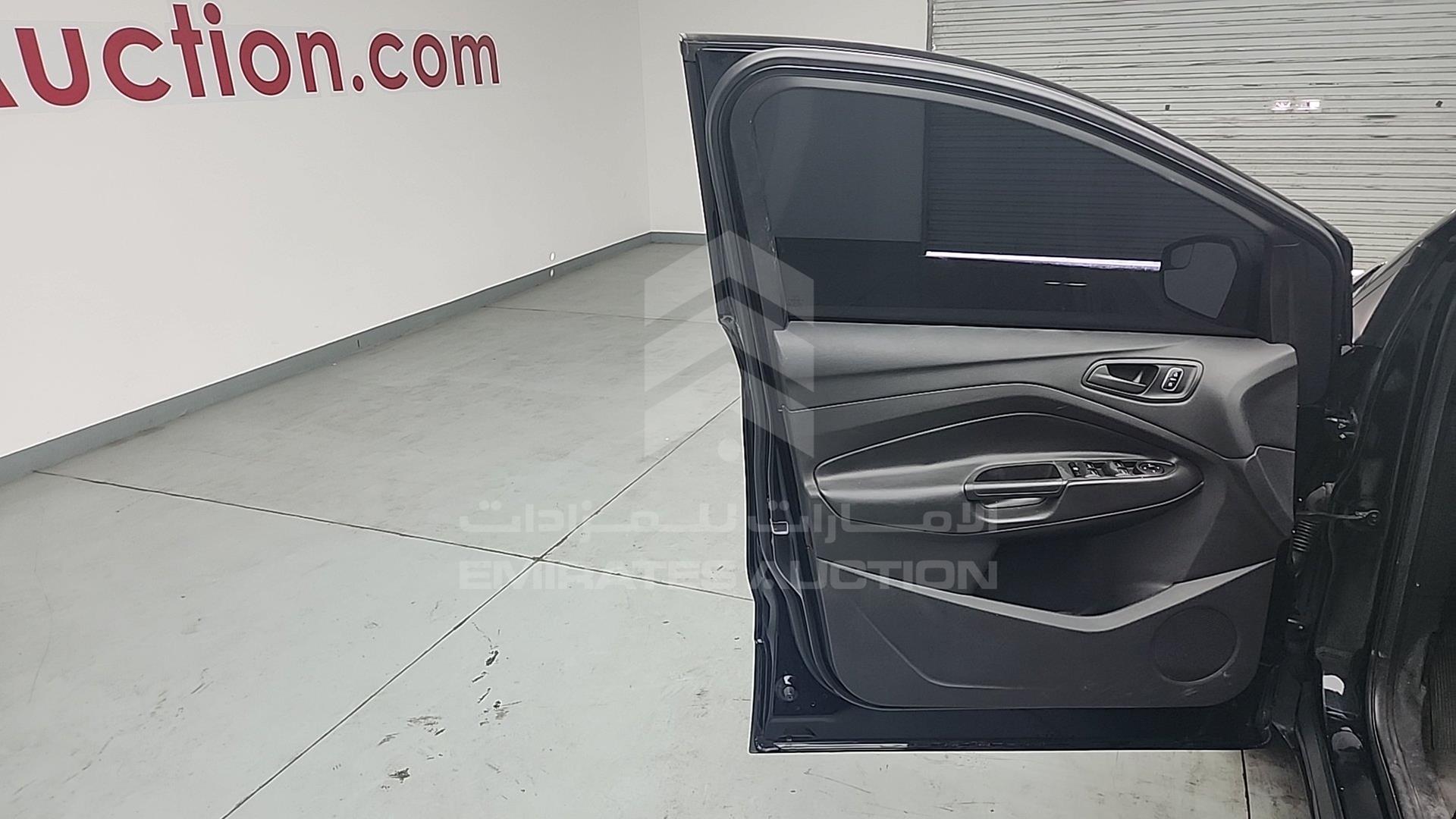 2017 FORD ESCAPE VIN: 1FMCU0F77HUB44859