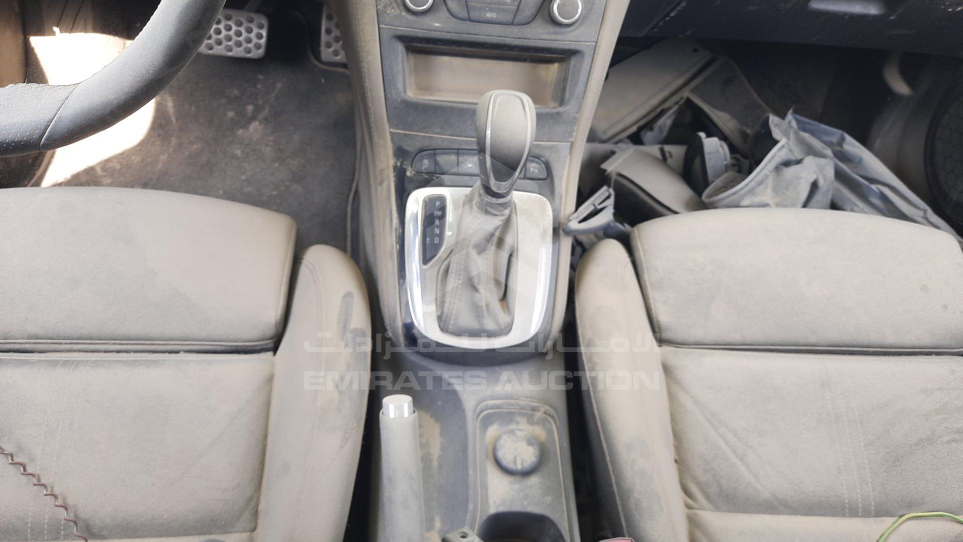 2021 OPEL ASTRA VIN: W0VBE6EC5MG007058