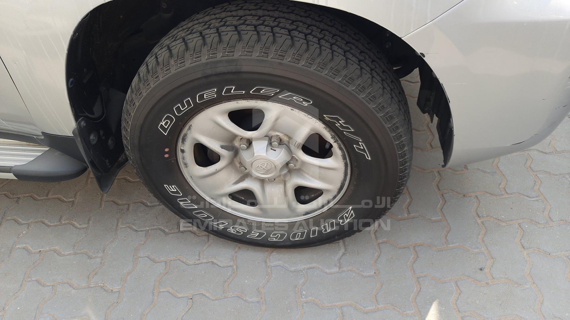 2013 TOYOTA LAND CRUISER VIN: JTMDU09JXD4076910