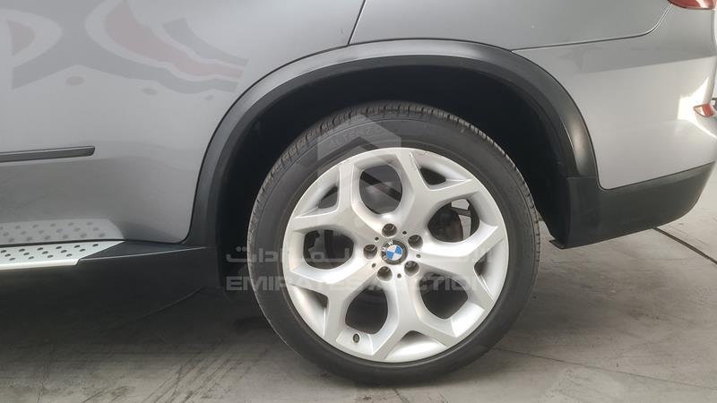 WBAZV4102DL926884 Auction: EmiratesAuction Lot: 409005 WBAZV4102DL926884 BMW X5 2013 GREY Photo 41