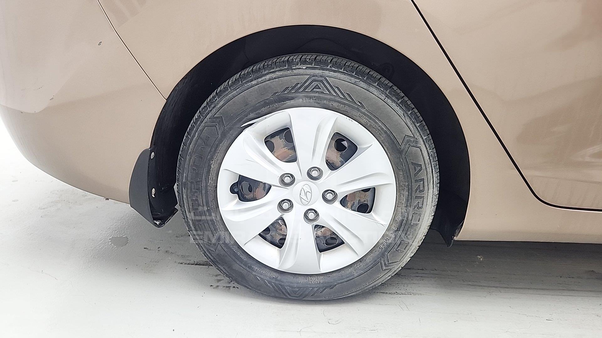 KMHDG41C7FU404715 - 2015 Hyundai Elantra - #504679