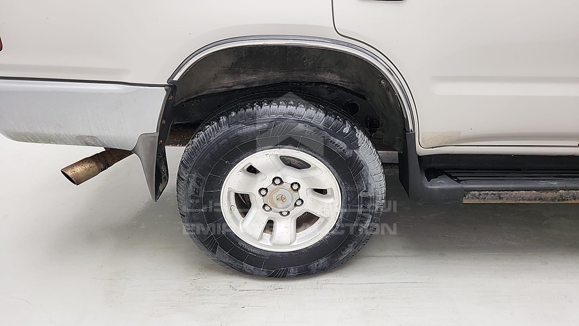 2000 TOYOTA 4 RUNNER VIN: JT3HN86R4Y0322987