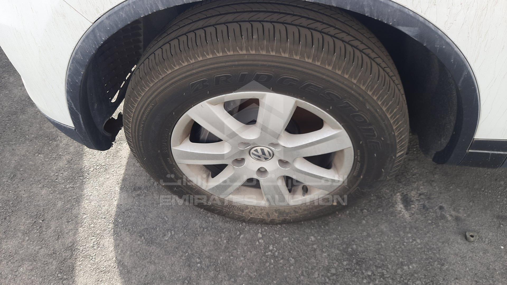 2013 VOLKSWAGEN TOUAREG VIN: WVGBC2BP3DD000252