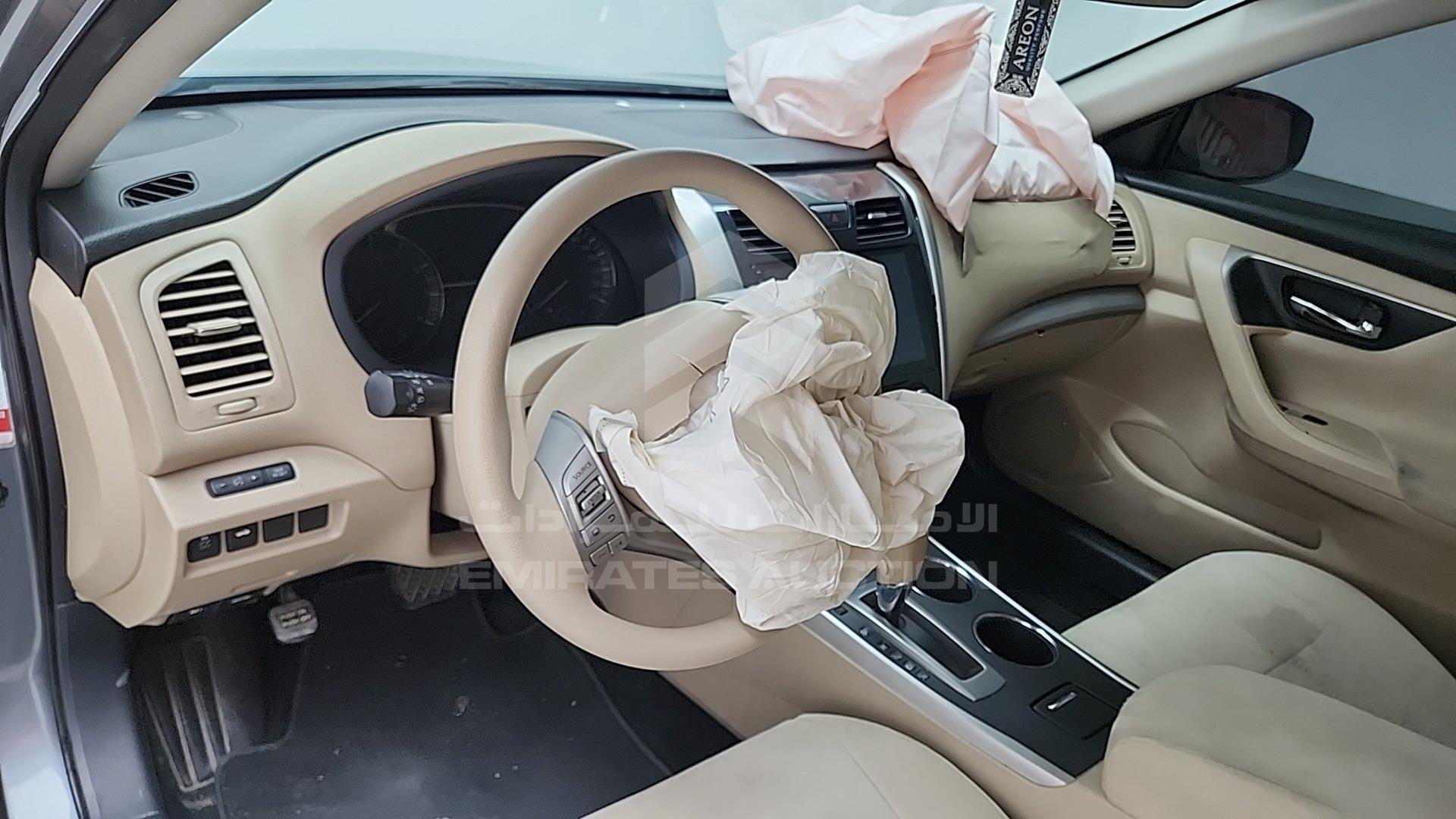 2016 NISSAN ALTIMA VIN: 1N4AL3A95GC103228