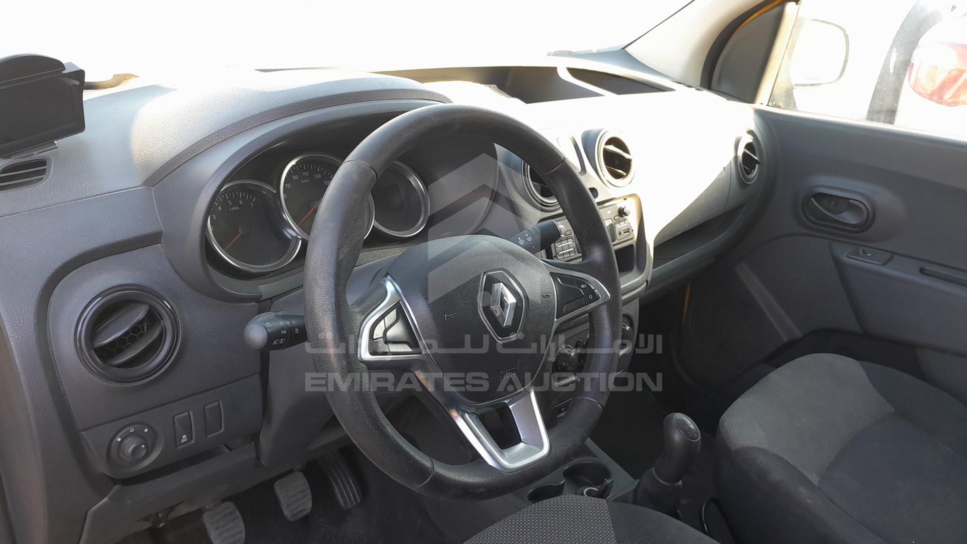 2020 RENAULT DOKKER VIN: VF18SRB40LG554571