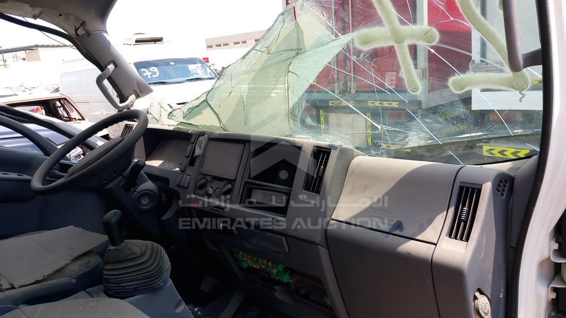 2023 Isuzu NMR — Front Right Passenger Dashboard View — Photo 18