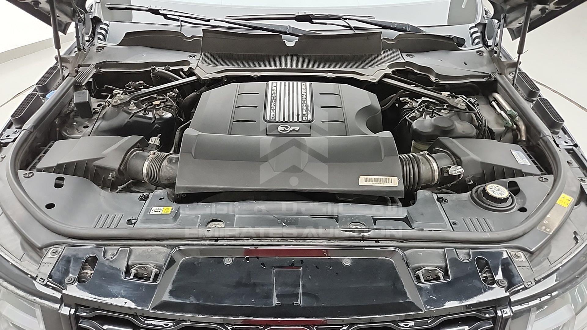 2020 RANGE ROVER SPORT SVR VIN: SALWZ2RE4LA748476