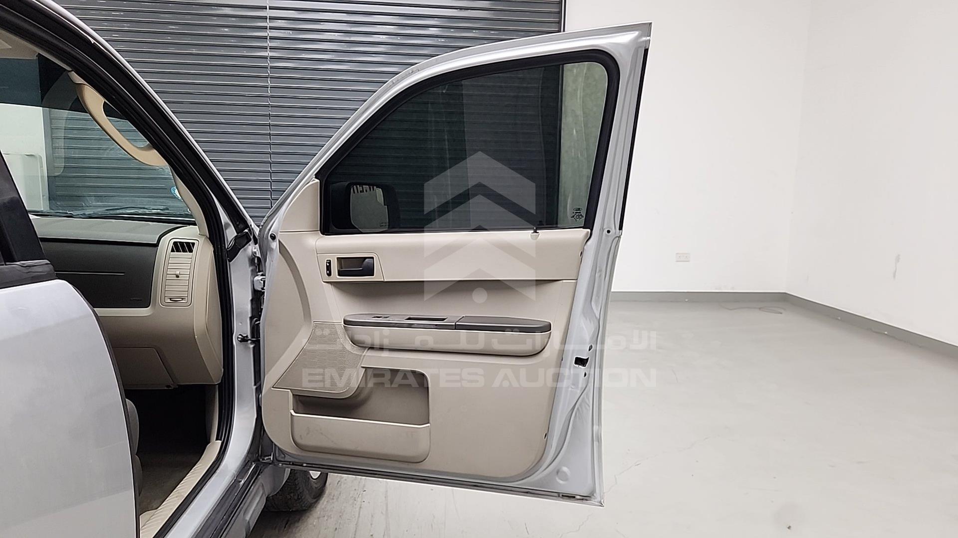 2012 FORD ESCAPE VIN: 1FMCU9C74CKB15218