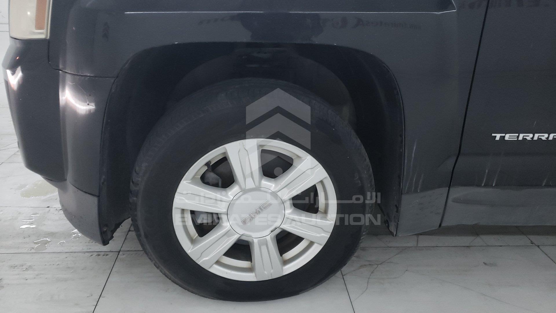 2GKALMEK8F6182421 - 2015 GMC Terrain - #426809