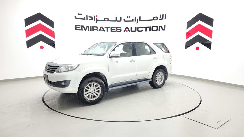 MHFYX59G9D8050239 - 2013 TOYOTA FORTUNER - #526328