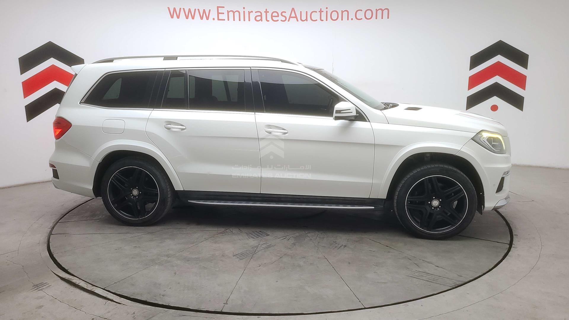 2016 MERCEDES GL 500 VIN: WDCDF7DE7GA645984