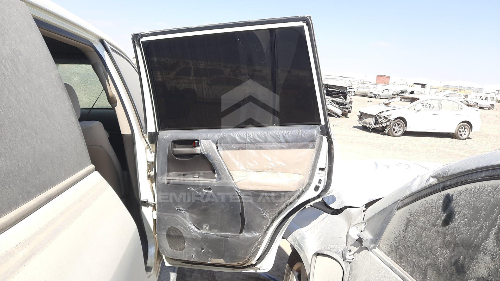 2008 TOYOTA LAND CRUISER VIN: JTMHT05J984014687