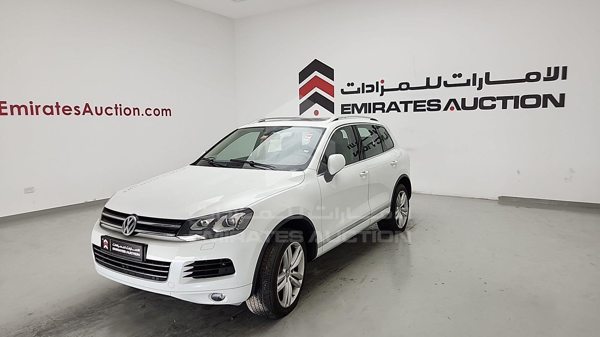 2014 VOLKSWAGEN TOUAREG VIN: WVGBC2BP3ED000124