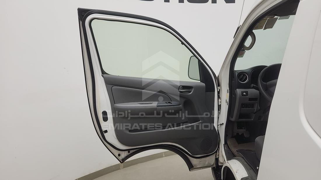 2020 Nissan Urvan — Front Left Door — Photo 5