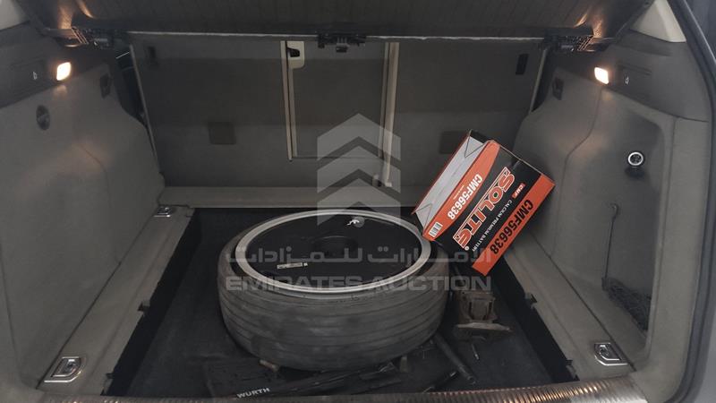 WAUKF68R29A022132 Auction: EmiratesAuction Lot: 405536 WAUKF68R29A022132 Audi Q5 2009 GREY Photo 23
