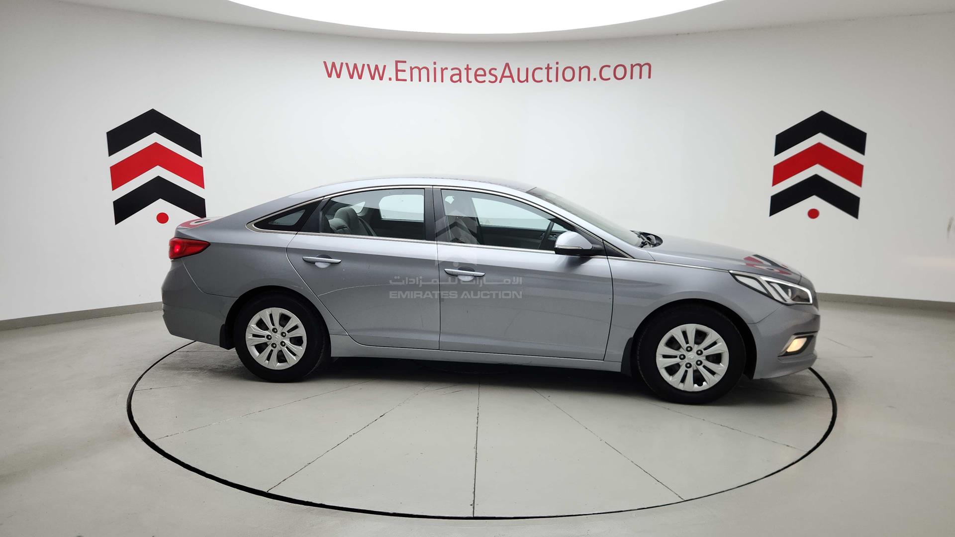 2015 HYUNDAI SONATA VIN: KMHE241G3FA055916