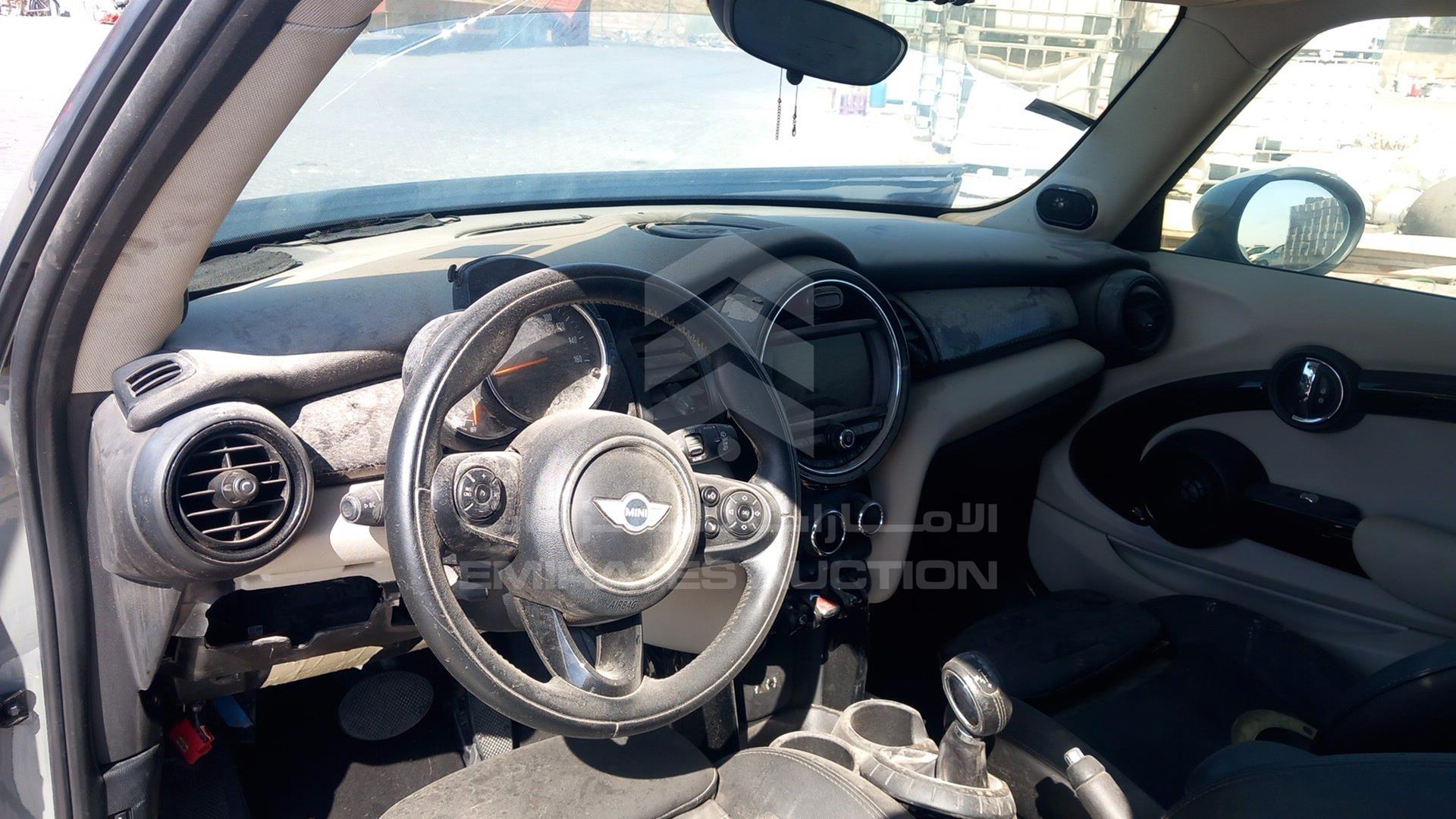 2017 MINI COOPER S VIN: WMWXP7C51H3B93358