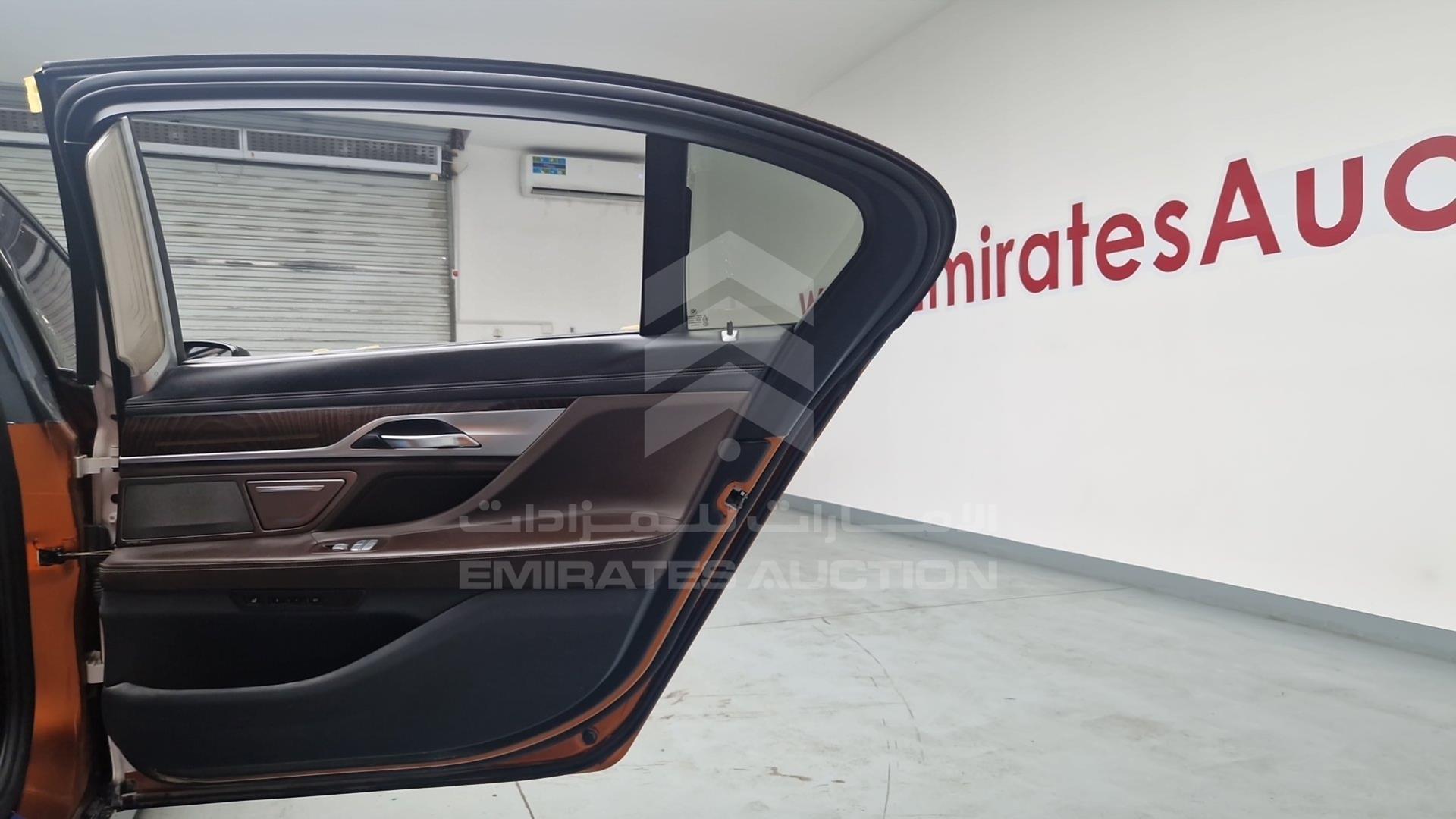 2018 BMW 740 LI VIN: WBA7E2107JBN84975
