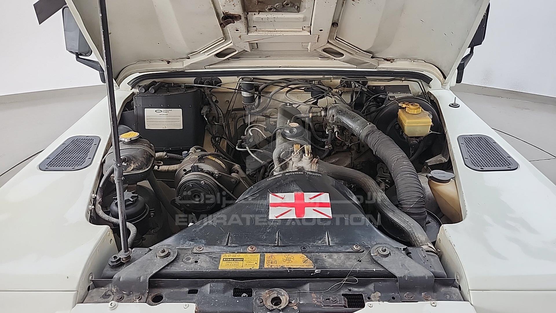 1999 LAND ROVER DEFENDER VIN: SALLDHAD8XA162422