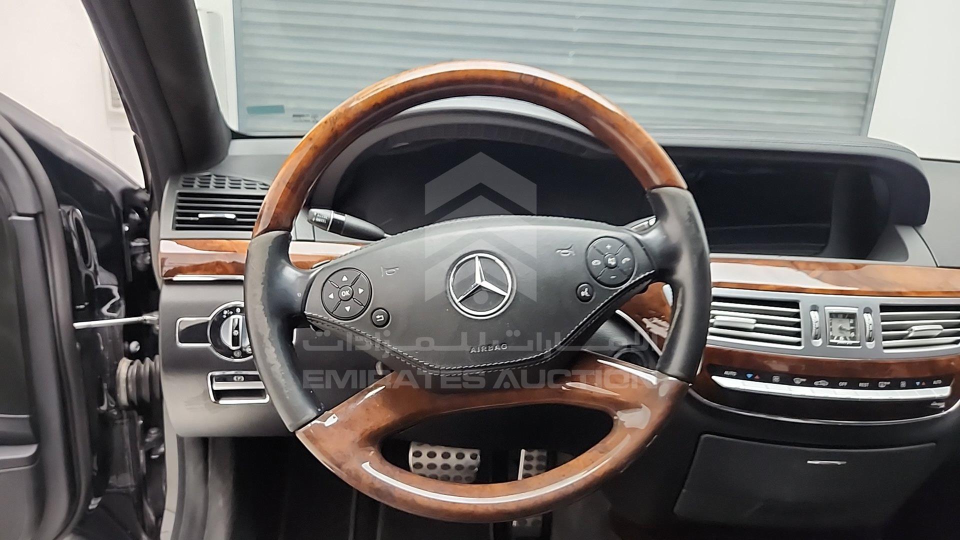 2011 MERCEDES S 350 VIN: WDDNG7BB3BA404700