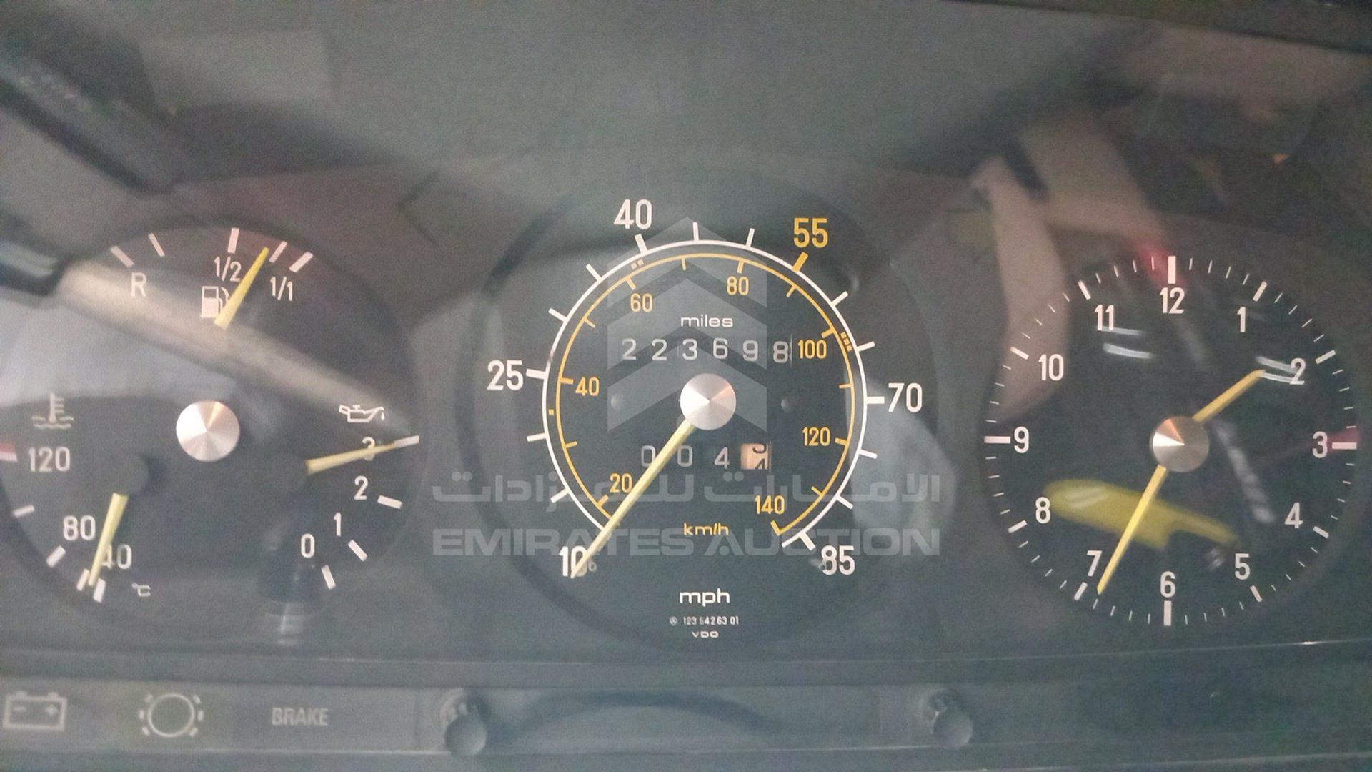 1980 MERCEDES D 300 VIN: WDB12313012183975