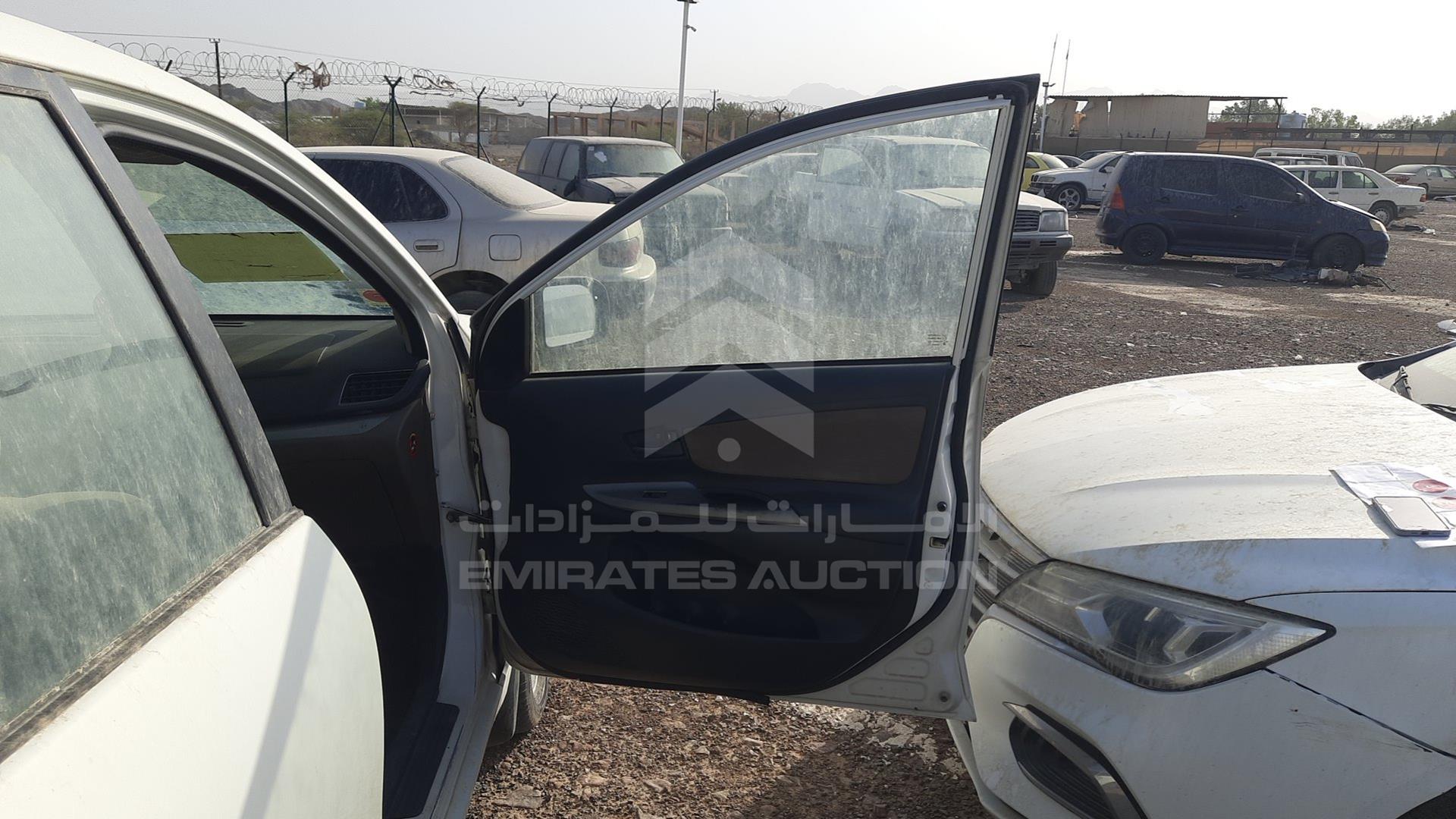 2016 TOYOTA AVANZA VIN: MHKMF53F8GK007067