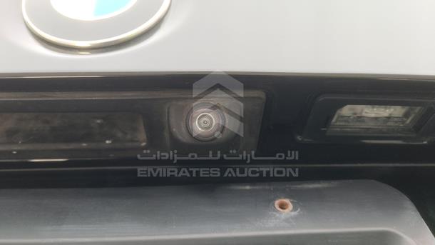 2018 BMW 330 VIN: WBA8D9C50JA614221