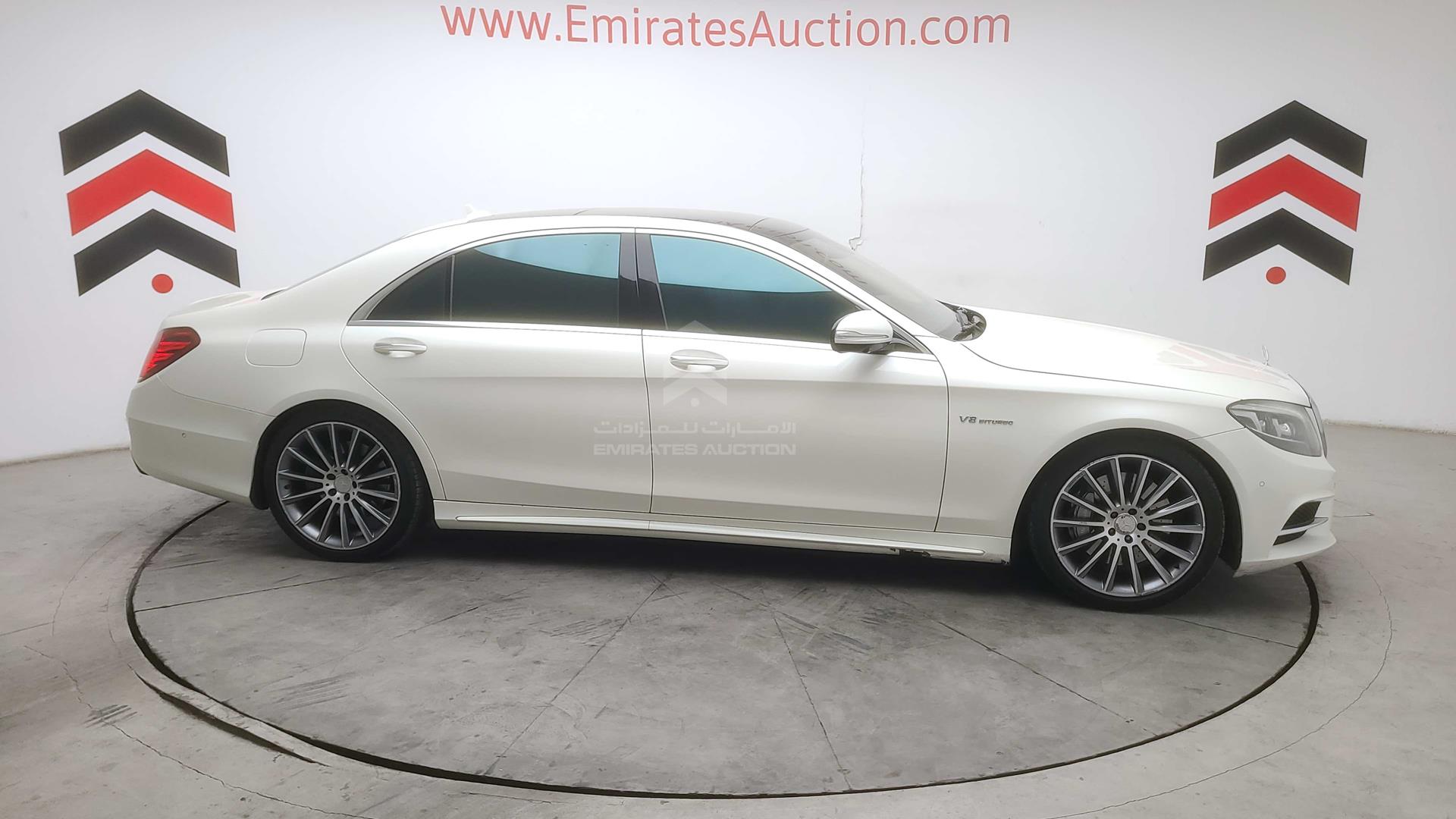 2015 MERCEDES S 500 VIN: WDDUG8CB9FA136175