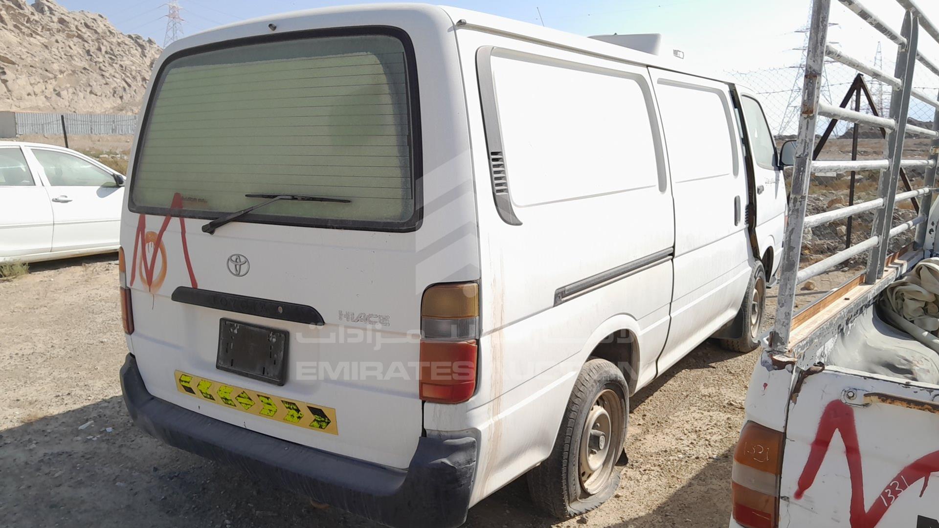 2004 TOYOTA HIACE VIN: JT4ZR119745004202