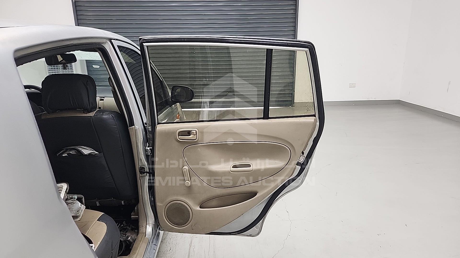 2006 DAIHATSU CHARADE VIN: JD1GL100X61052718