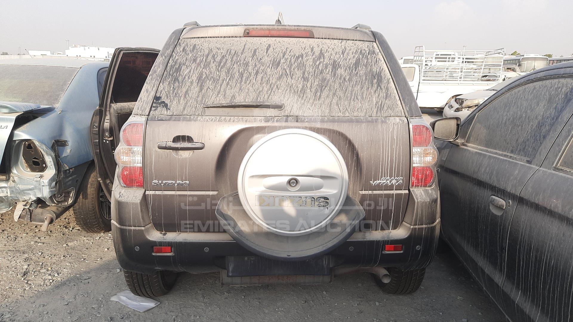 2011 SUZUKI GRAND VITARA VIN: JS3TA04V6B4610580