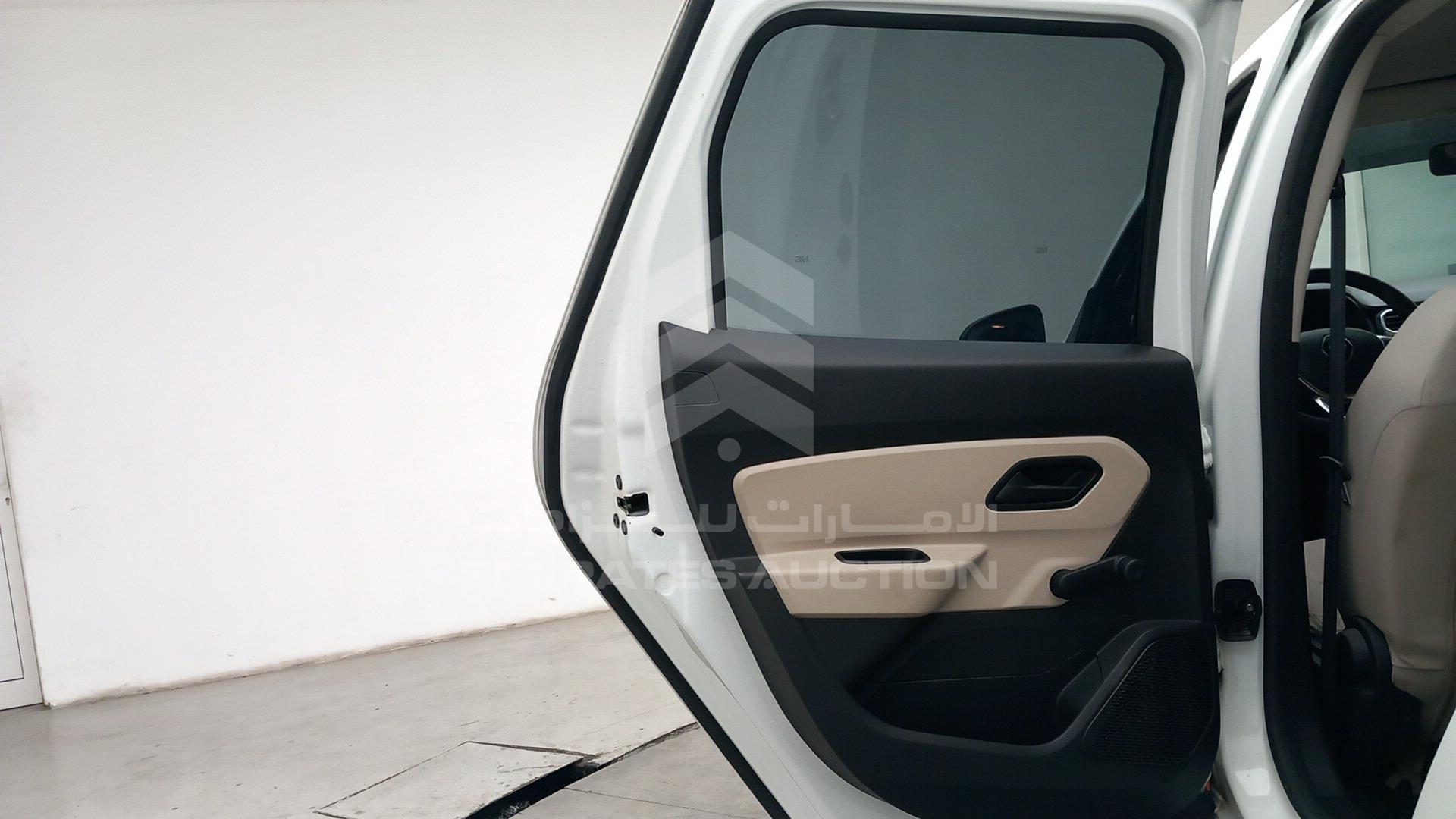 2019 RENAULT DUSTER VIN: VF1HSRSC7KA471518
