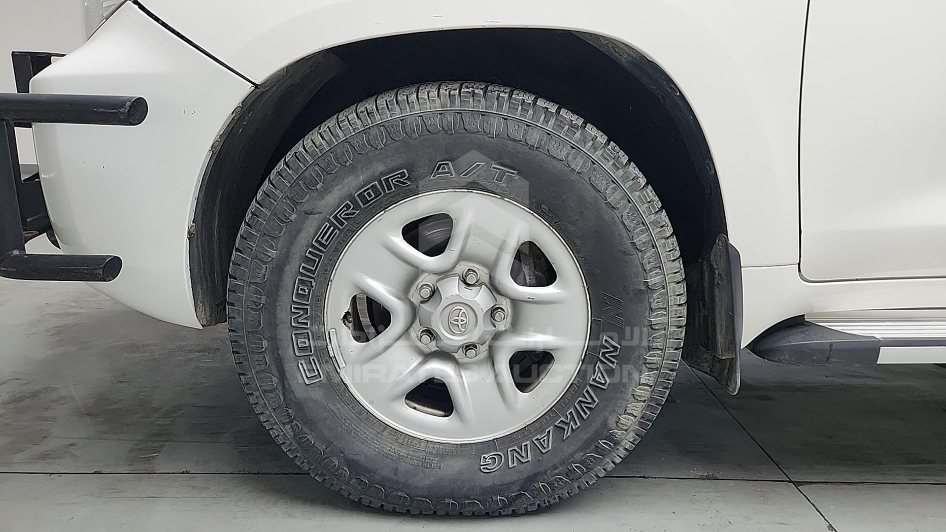 2014 TOYOTA LC 200 VIN: JTMHV09J404134910